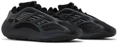 Yeezy 700 V3 Noir
