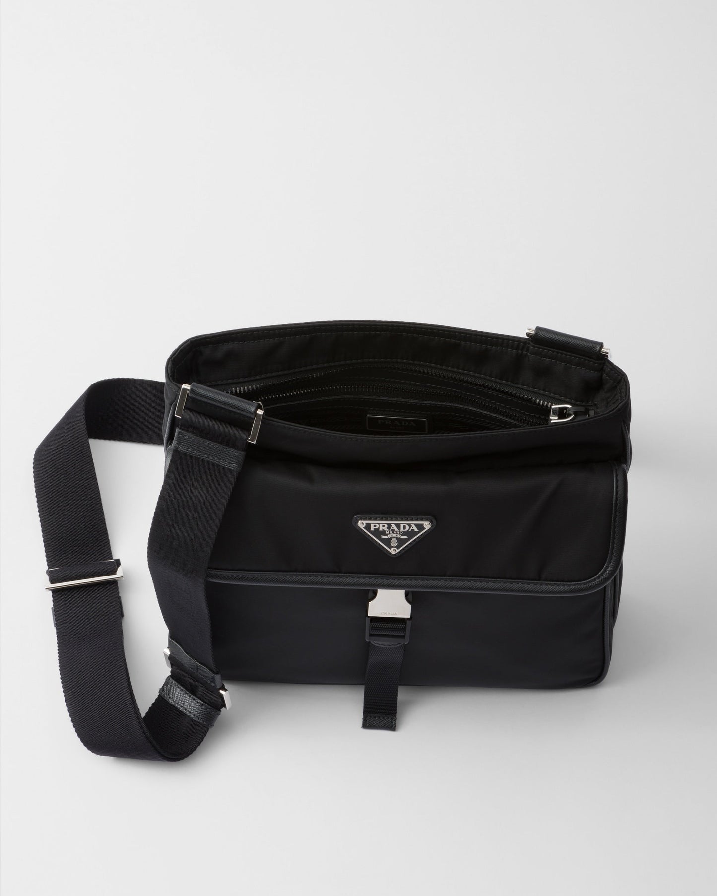 Sac porté épaule en Re-Nylon et cuir Saffiano