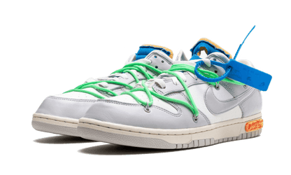 Nike® x Off-White® Dunk Low lot 26